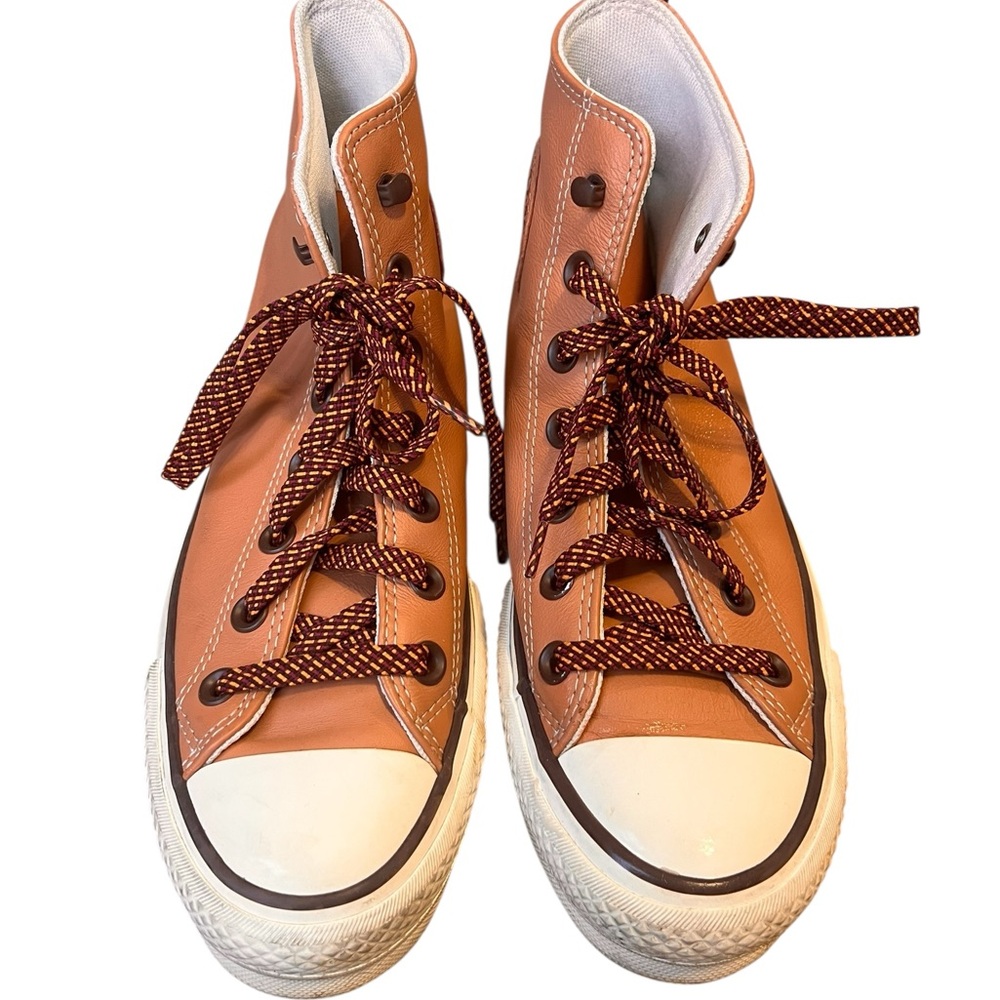 Women Converse High-Top Sneakers with Brown Laces size 6.5